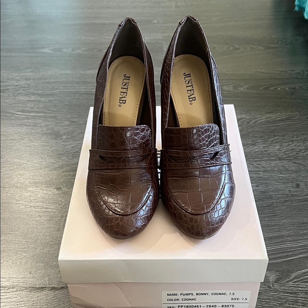 JustFab Women's Cognac Croc-Embossed Loafers (4 inch)